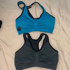 victoria’s secrets sports bras